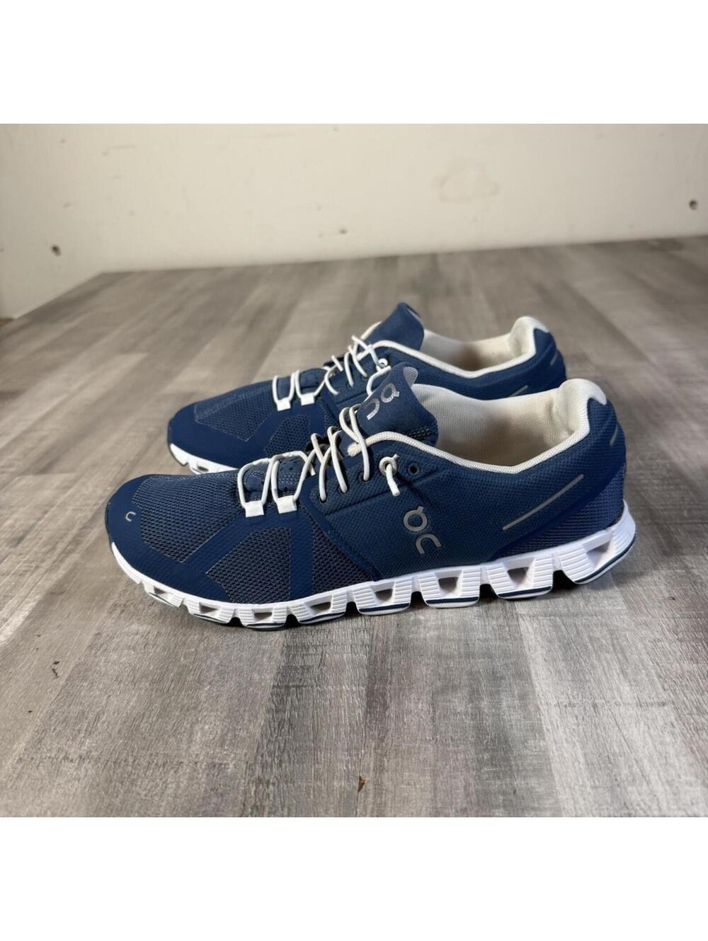 On Cloud 5 Women’s Road Running Shoes Size 9 Blue White Speed Laceup Sneaker